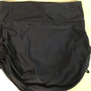 Ruched Sides Swim skirt 2 XL Black